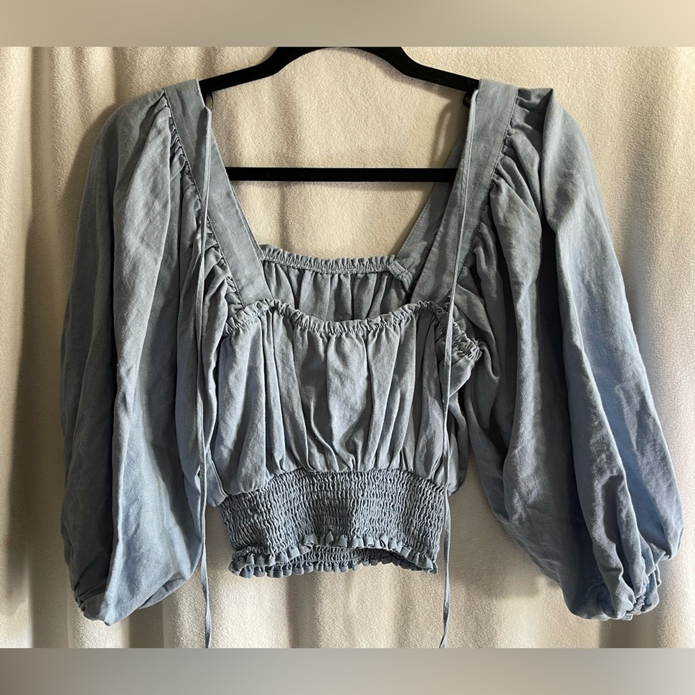 Women's Blue Puff Sleeve Top. Size Small - Picture 2 of 4